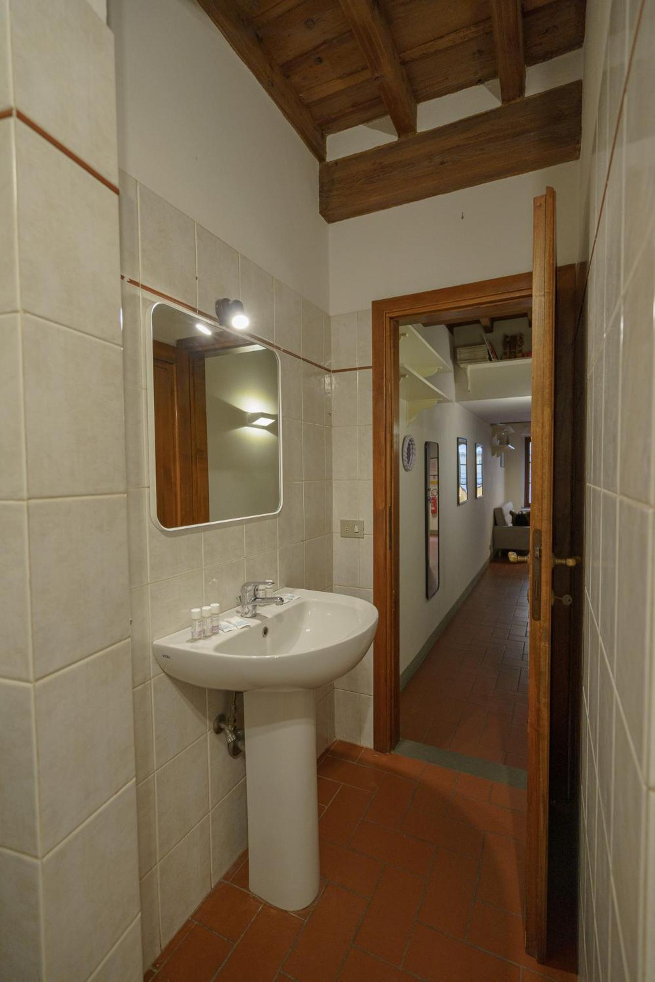 Traditional Florentine 1Br Apartment Close To Piazza Santa Croce 佛罗伦萨 外观 照片