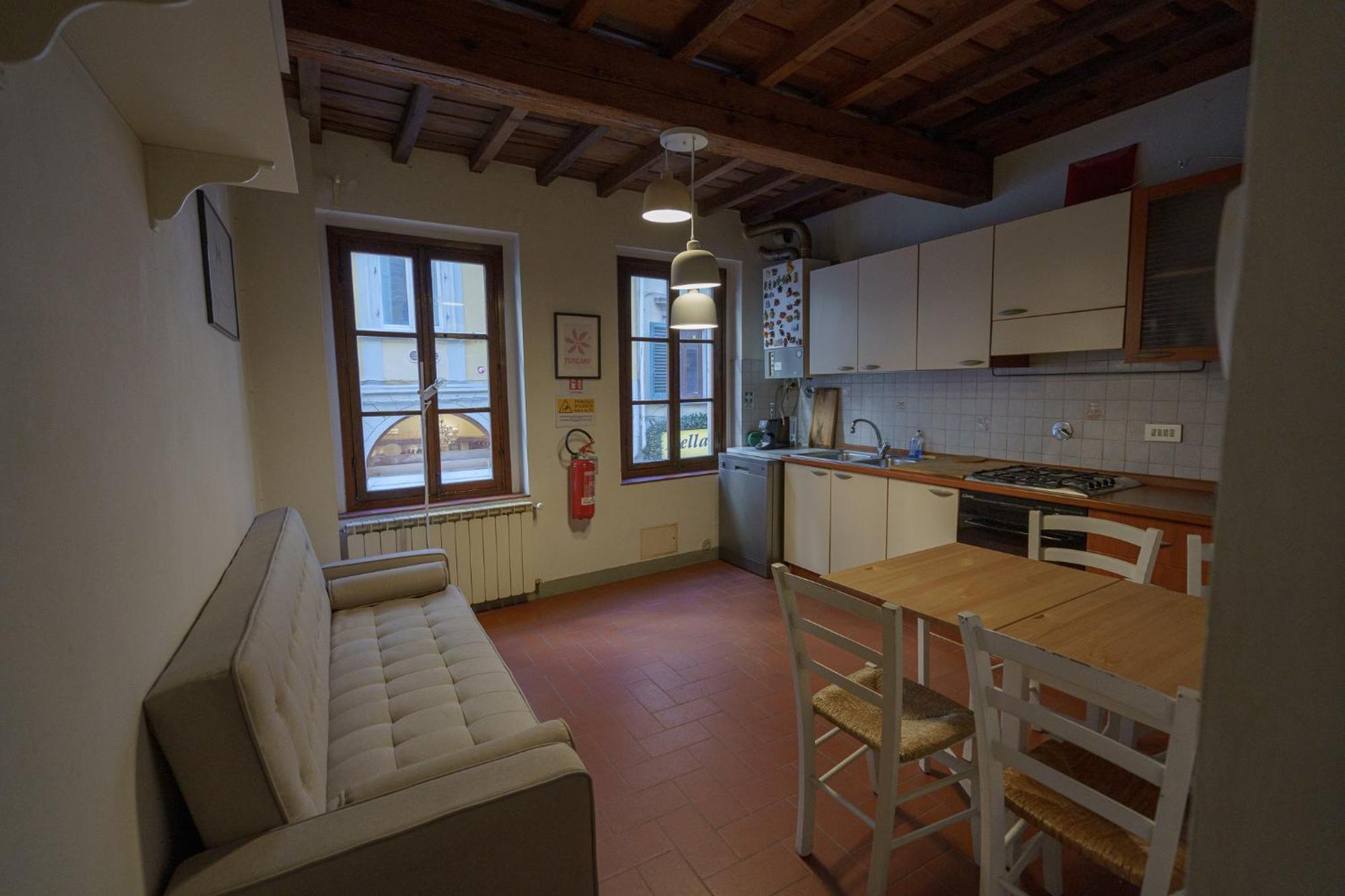 Traditional Florentine 1Br Apartment Close To Piazza Santa Croce 佛罗伦萨 外观 照片